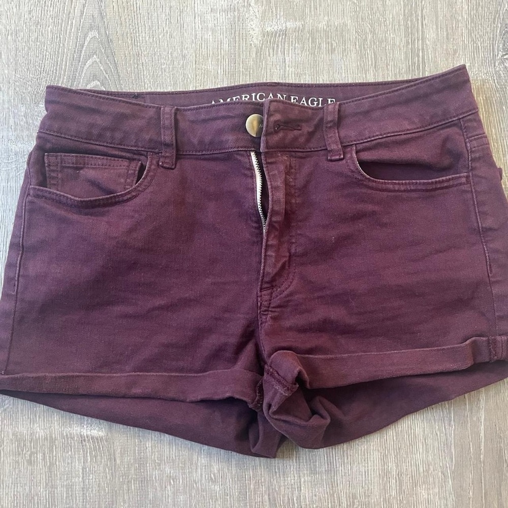 American Eagle Hi-Rise Shortie Burgundy Shorts